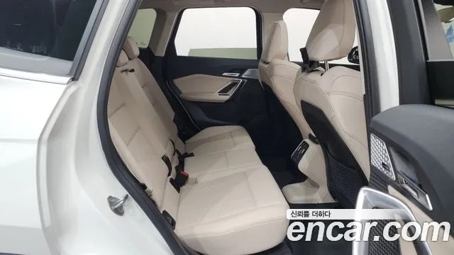 BMW X1 2024 thumb 10