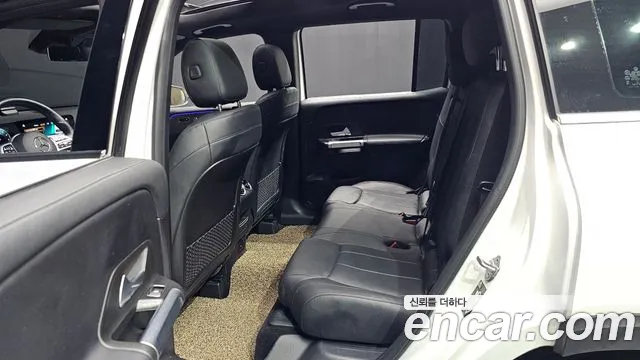 Mercedes-Benz GLB 2021 thumb 12