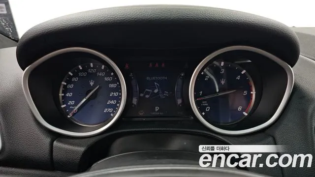 Maserati Ghibli 2015 thumb 8