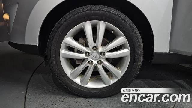 Hyundai Tucson 2011 thumb 5