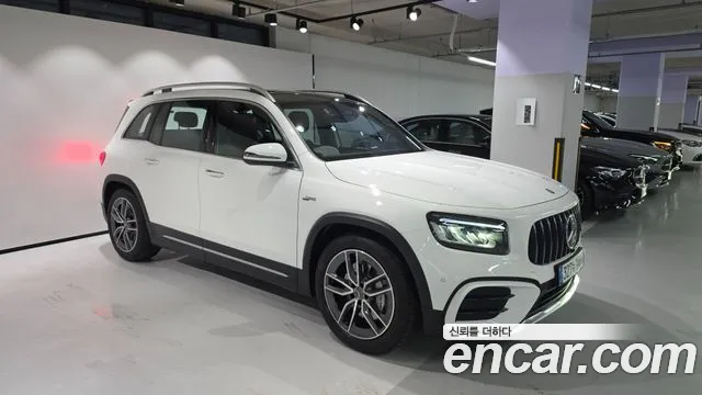 Mercedes-Benz GLB 2026 thumb 2