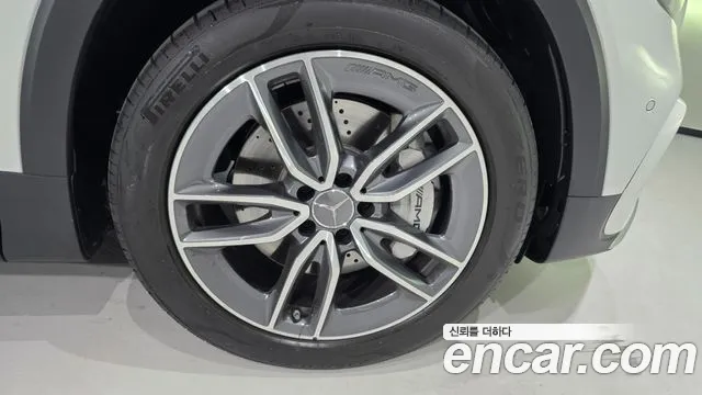 Mercedes-Benz GLB 2026 thumb 5