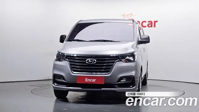 Hyundai Starex 2019 thumb 3