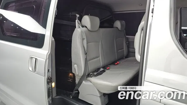 Hyundai Starex 2019 thumb 12
