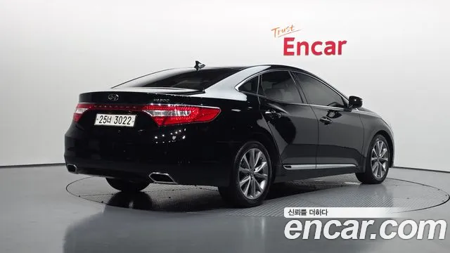 Hyundai Grandeur 2014 thumb 2