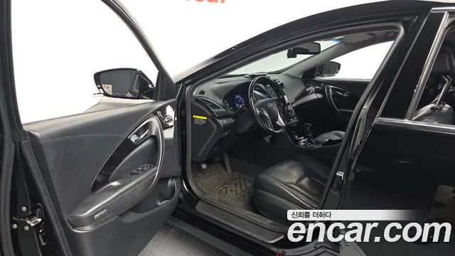 Hyundai Grandeur 2014 thumb 10