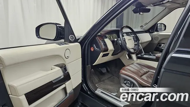 Land Rover Range Rover 2017 thumb 9