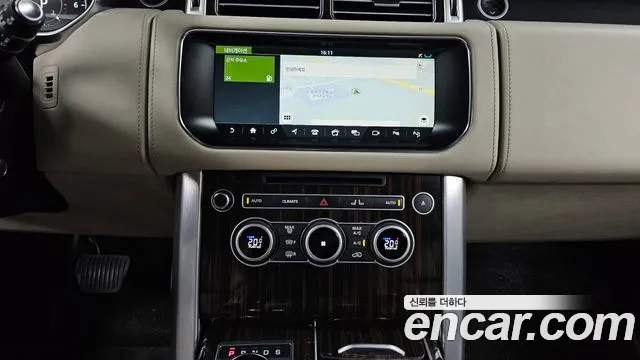 Land Rover Range Rover 2017 thumb 12