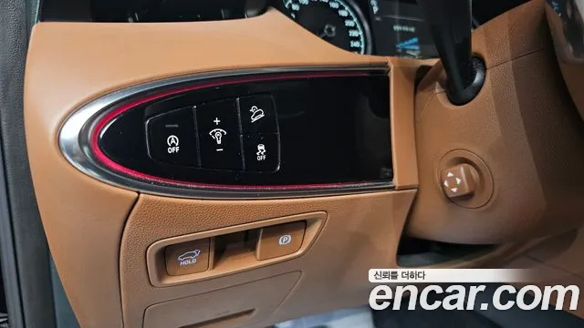 Genesis GV70 2022 thumb 12
