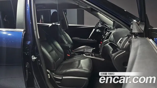 KG_Mobility_Ssangyong TIBOLI 2015 thumb 10
