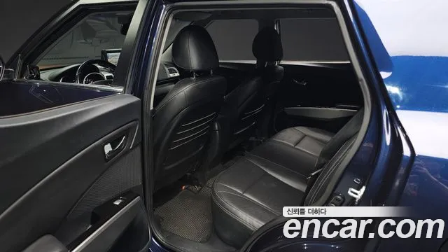 KG_Mobility_Ssangyong TIBOLI 2015 thumb 12