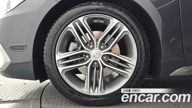 Hyundai Grandeur 2018 thumb 5
