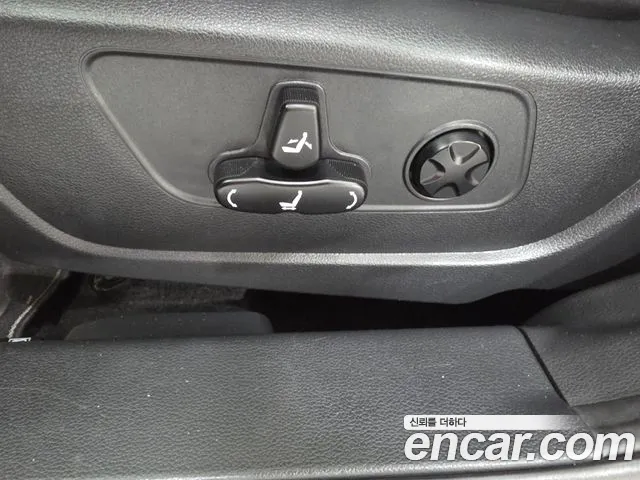 KG_Mobility_Ssangyong TIBOLI 2022 thumb 8