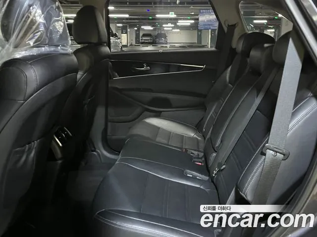 Kia Sorento 2017 thumb 8