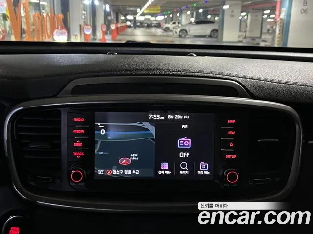 Kia Sorento 2017 thumb 10