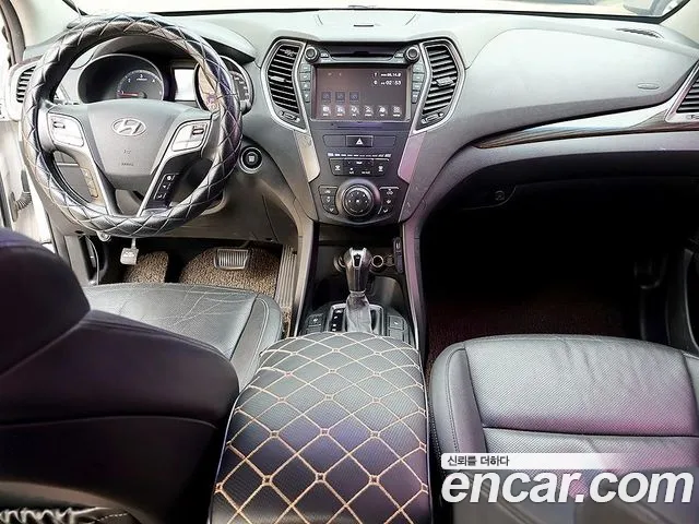 Hyundai Santa Fe 2012 thumb 5