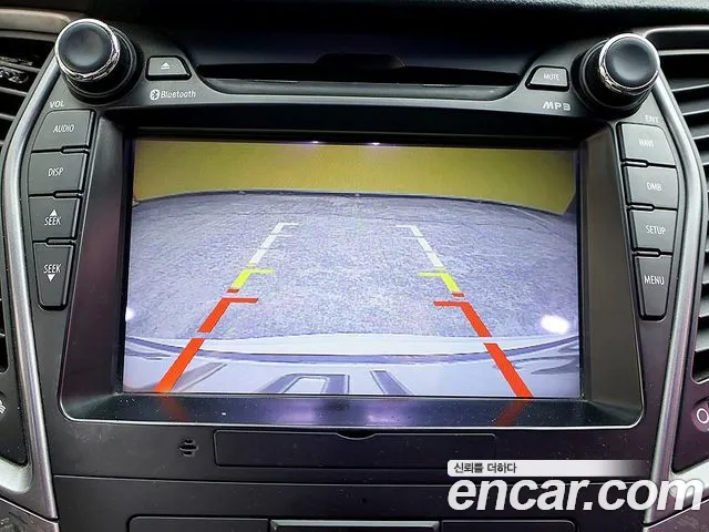 Hyundai Santa Fe 2012 thumb 10