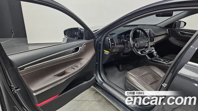 Hyundai Grandeur 2018 thumb 10