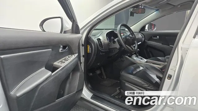Kia Sportage 2015 thumb 10