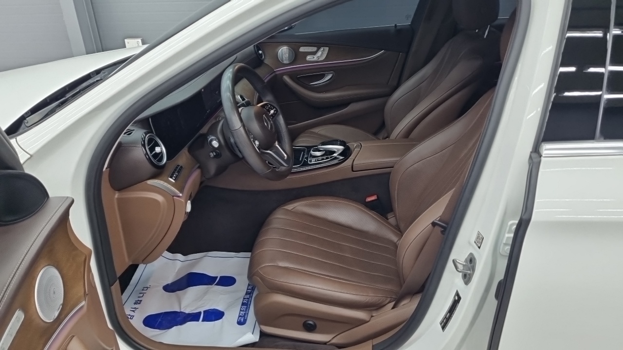 Mercedes-Benz E-Класс 2020 thumb 6