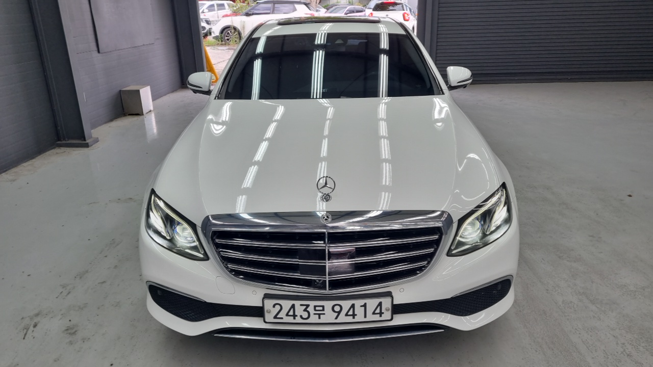 Mercedes-Benz E-Класс 2020 thumb 11