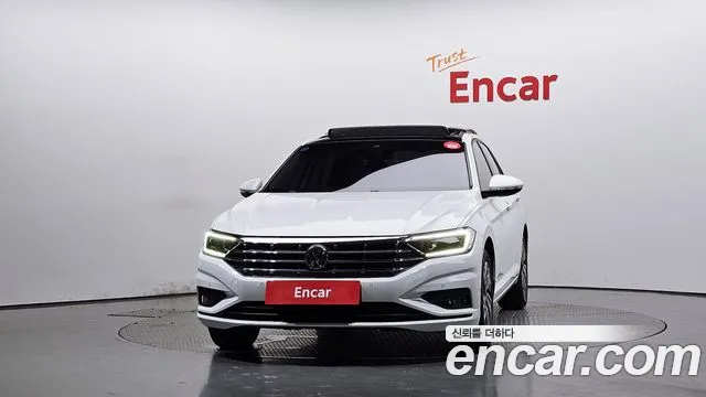 Volkswagen Jetta 2021 thumb 3