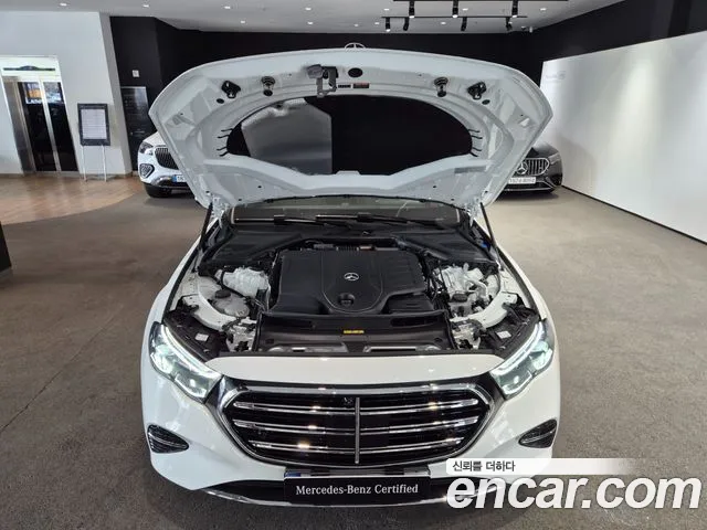 Mercedes-Benz E-Класс 2026 thumb 6