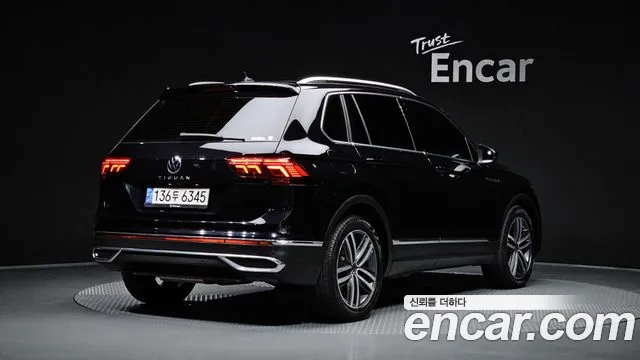Volkswagen Tiguan 2022 thumb 2