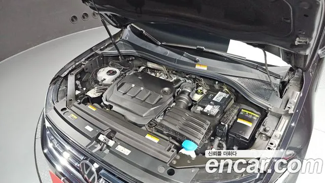 Volkswagen Tiguan 2022 thumb 6