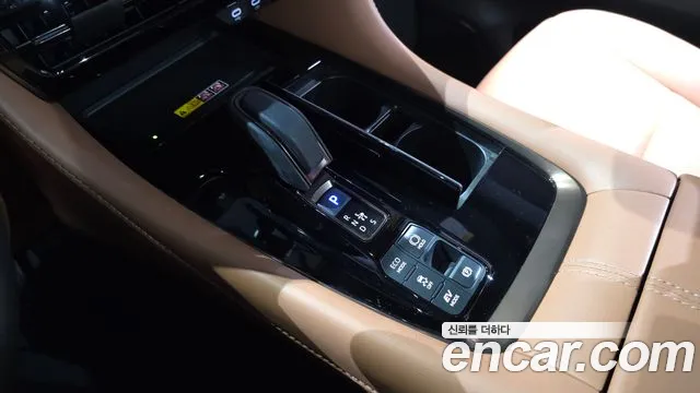 Toyota Alphard 2025 thumb 9