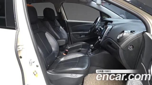 Renault Captur 2017 thumb 12