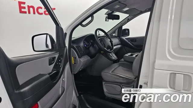 Hyundai Starex 2018 thumb 9