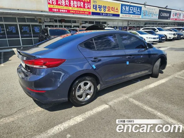 Hyundai Avante 2017 thumb 5