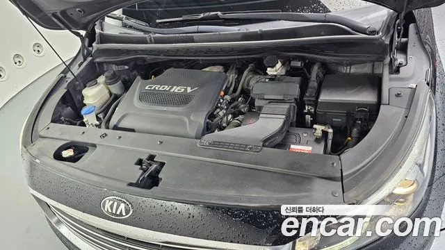 Kia Carnival 2017 thumb 6