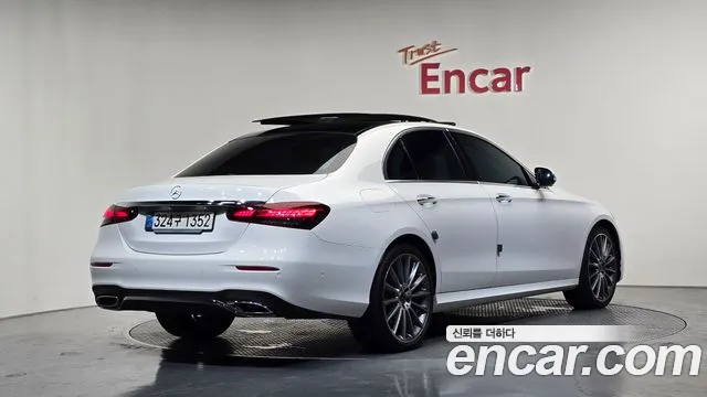 Mercedes-Benz E-Класс 2021 thumb 2