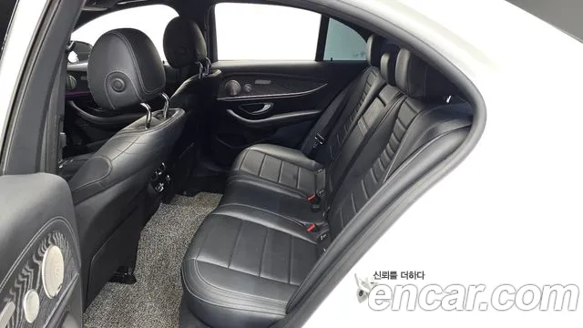Mercedes-Benz E-Класс 2021 thumb 12
