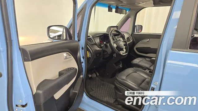 Kia Ray 2013 thumb 10
