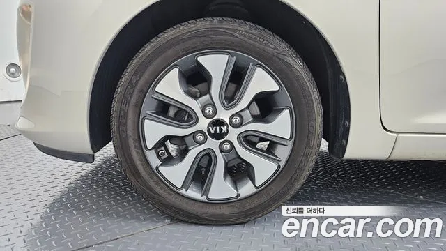 Kia Morning 2015 thumb 5