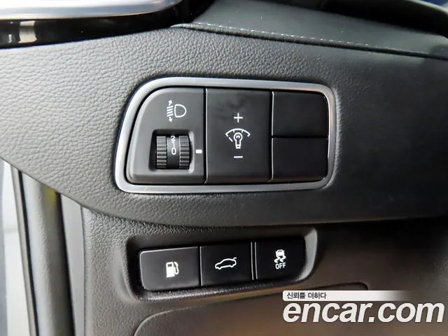 Hyundai Grandeur 2017 thumb 9