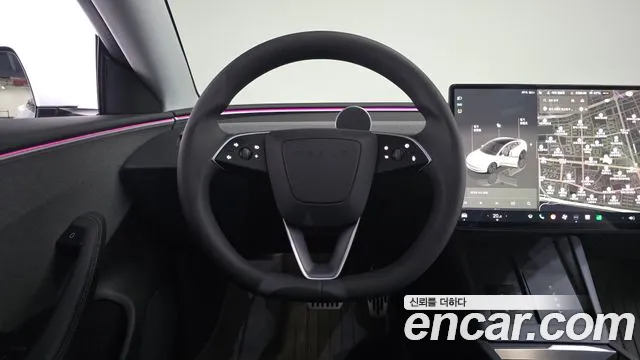 Tesla Model 3 2024 thumb 12