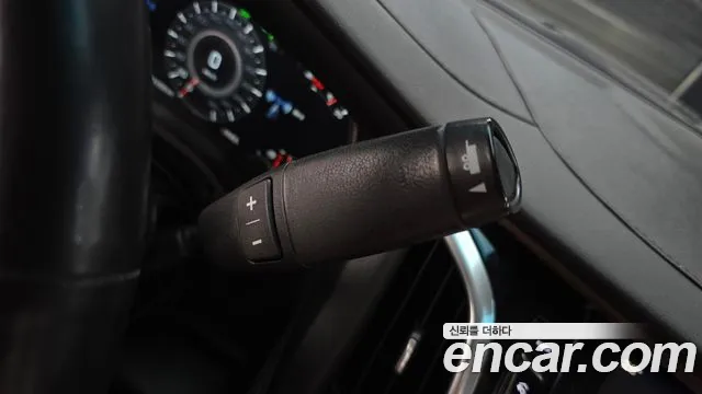 Cadillac Escalade 2018 thumb 9
