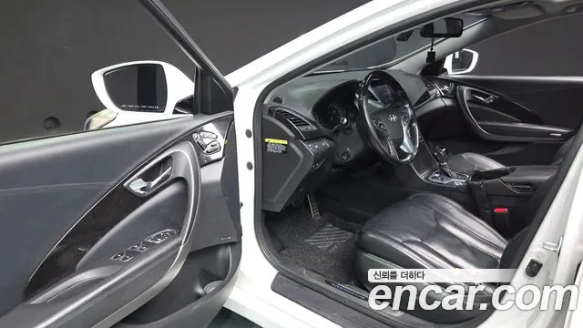 Hyundai Grandeur 2015 thumb 9
