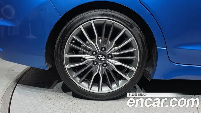 Hyundai Avante 2017 thumb 5