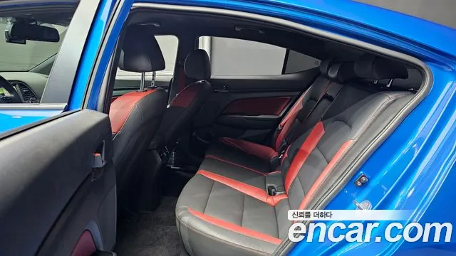 Hyundai Avante 2017 thumb 11