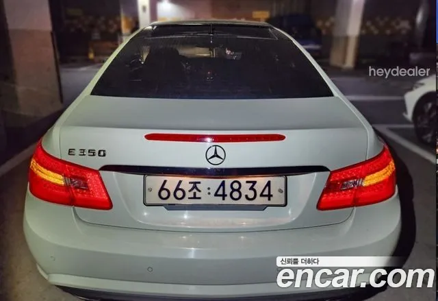 Mercedes-Benz E-Класс 2010 thumb 4
