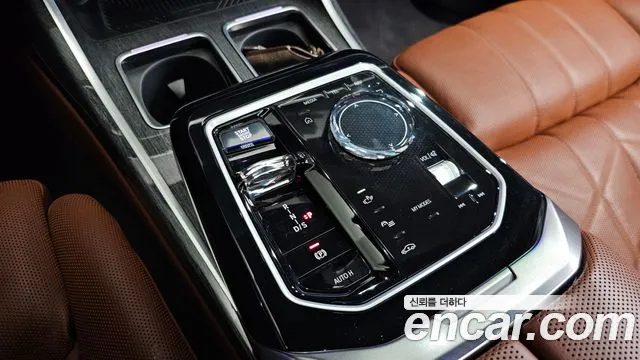 BMW 7 серии 2023 thumb 8