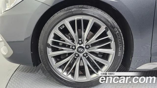 Hyundai Grandeur 2017 thumb 5