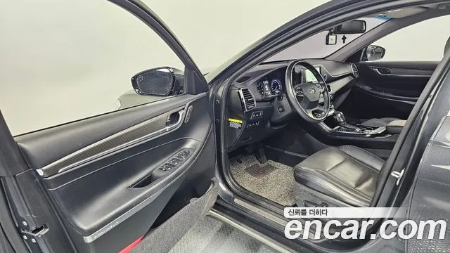 Hyundai Grandeur 2017 thumb 10