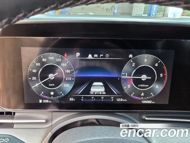 Kia Carnival 2021 thumb 3