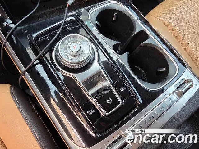 Kia Carnival 2021 thumb 7